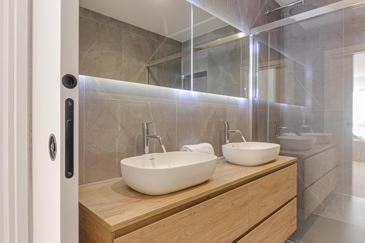 Appartamento Riazor Deluxe Penthouse La Coruña Esterno foto